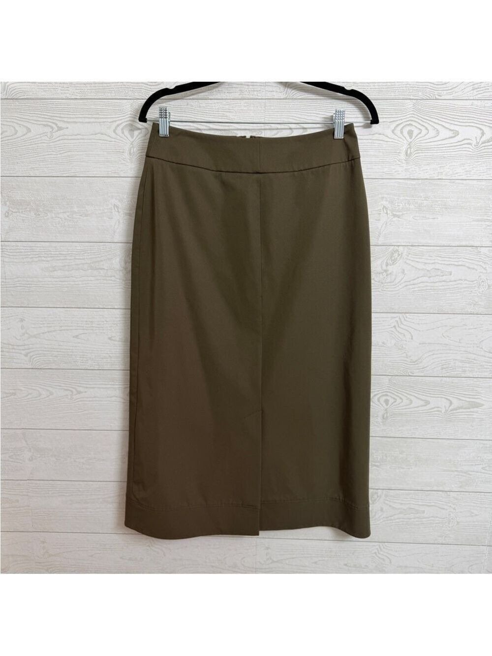 Halogen Women’s Camo A Line Maxi Skirt. Size 8